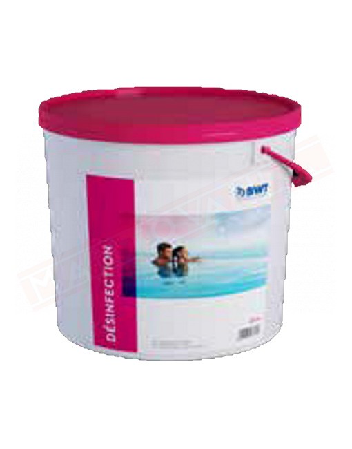 Ipoclorito di calcio. Prodotti chimici per piscina Trattamento shock per disinfettare la piscina confezione al 66 70 % da 10 kg