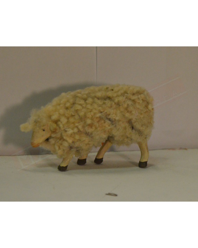 Melu' pecora per statuine presepe cm 14 con lana e muso che guarda in basso