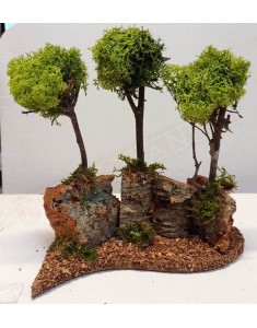 Tre alberi uniti su basi suchero con chioma di muschio per statuine da cm 6 a cm 19
